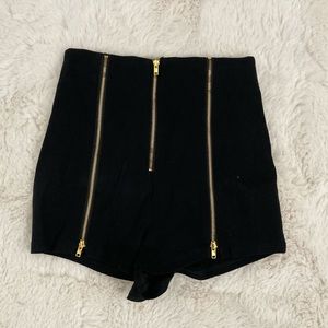 Black highrise shorts